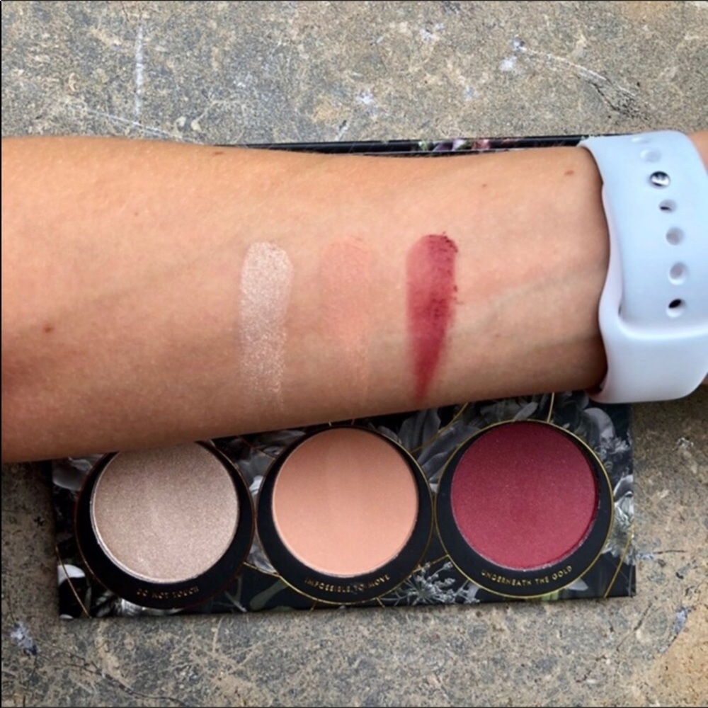 ZOEVA Opulence Blush Palette Holiday New glam - Picture 4 of 7